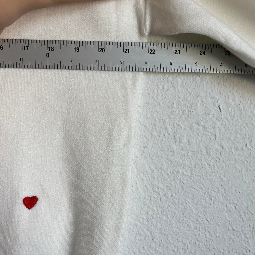 Commense Valentine’s Day Cotton Blend Oversized Embroidered Heart Sweater XS NWT - Picture 5 of 7